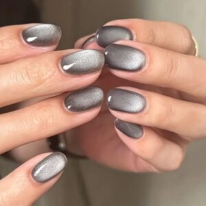Grey Cateye Press on Nails